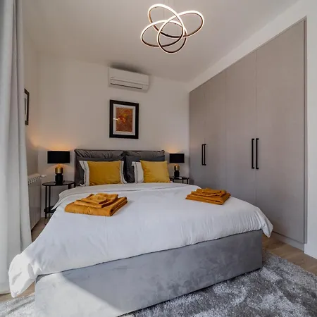 Chic On The Belgrade's Waterfront Belgrad