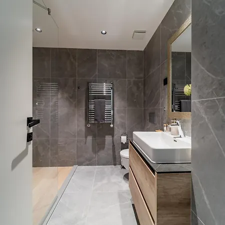 Daire Chic On The Belgrade's Waterfront *